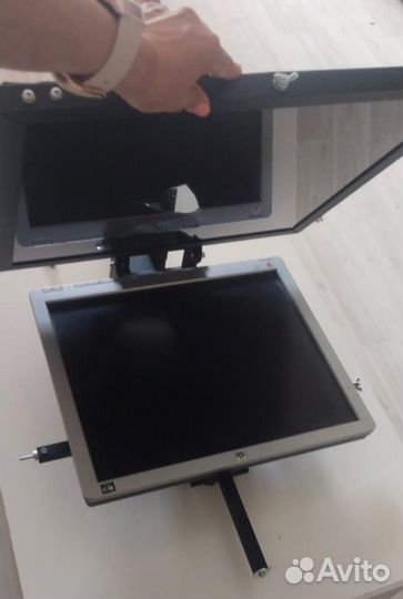 Телесуфлер и монитор