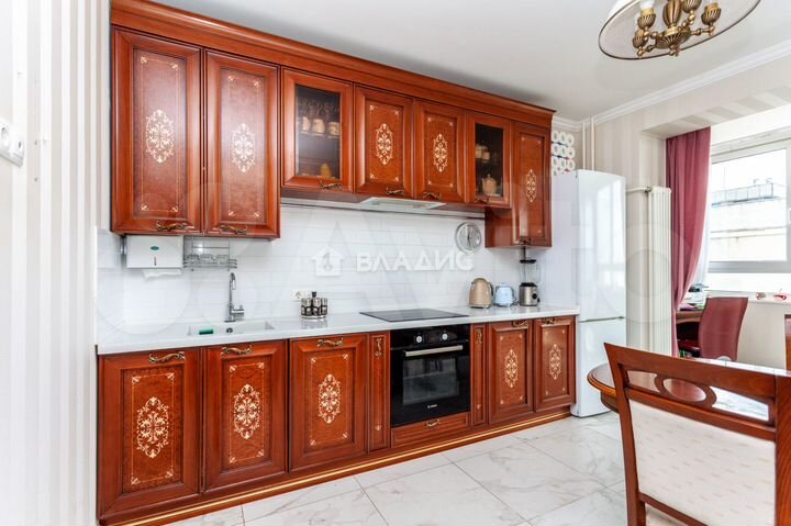 2-к. квартира, 72 м², 7/19 эт.