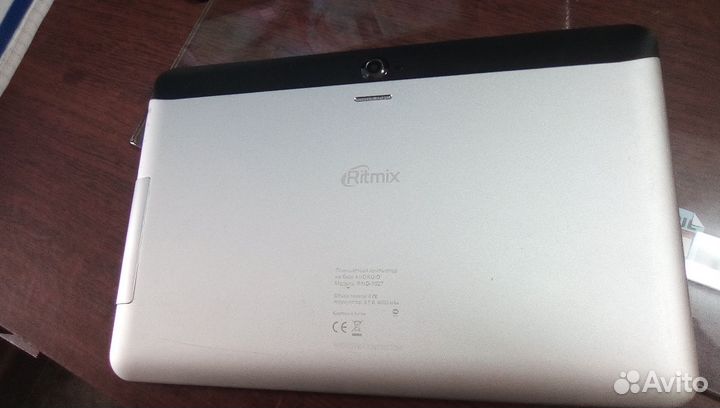 Планшет Ritmix RMD-1027