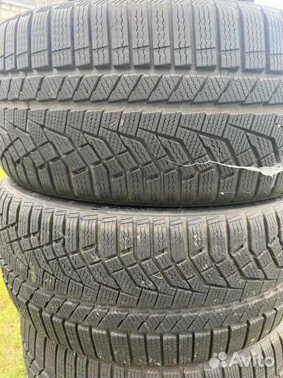 Sailun Ice Blazer Alpine EVO1 225/40 R18 92V