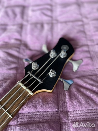 Гитара бас trbx174 black Yamaha