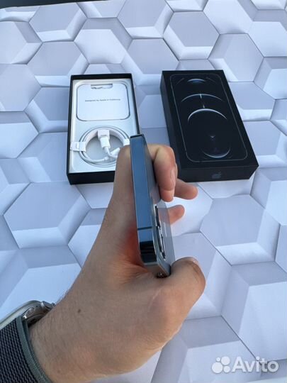 iPhone 12 Pro, 256 ГБ