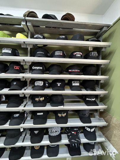 Бейсболки и кепки