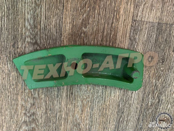 Качающийся блок John Deere