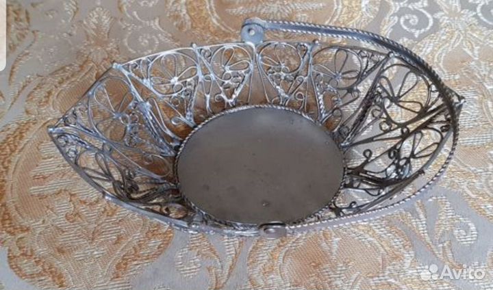 Конфетница, скань