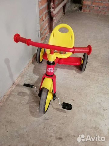Трехколесный велосипед