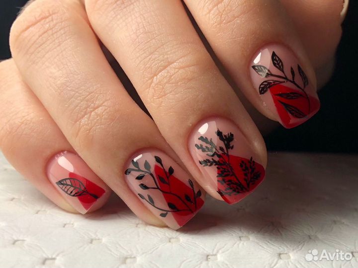 Маникюр с покрытием гель-лаком