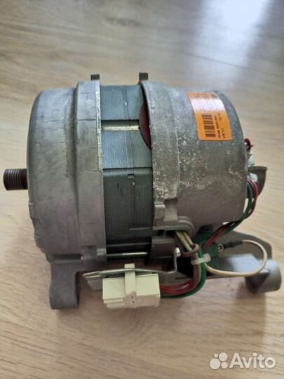 Двигатель для стиральной новый машины Вятка 5 шту