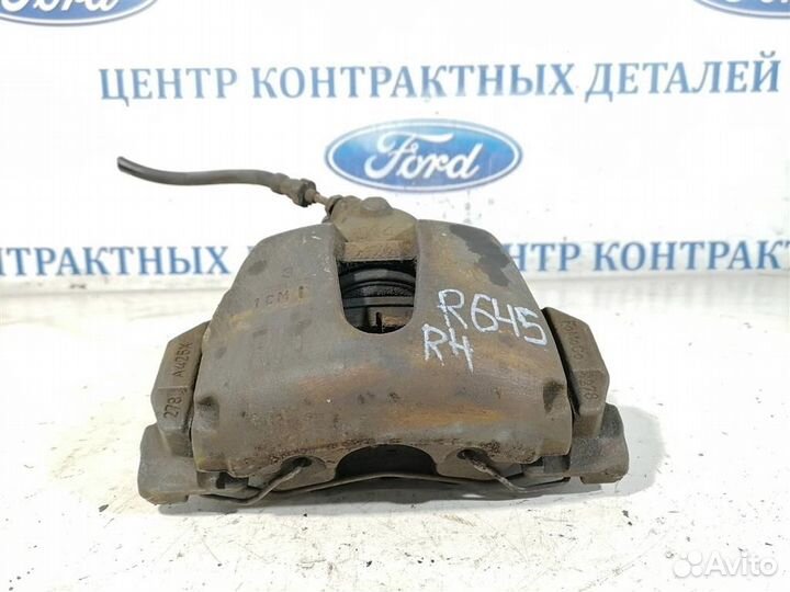 Суппорт передний правый Ford Focus 3 2011