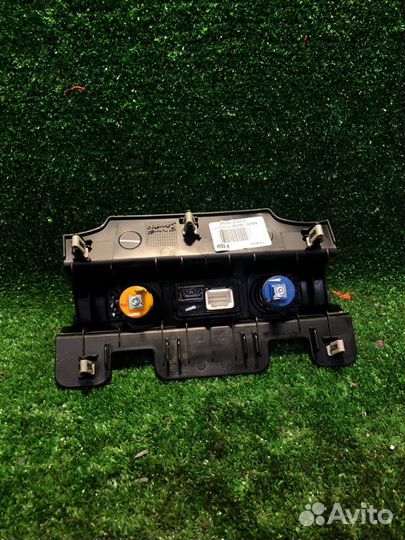 Декоративная накладка на торпедо Kia Rio