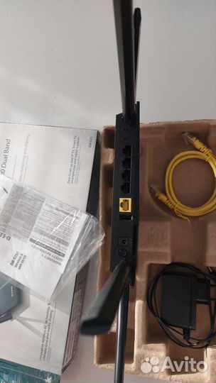 Маршрутизатор DIR-825