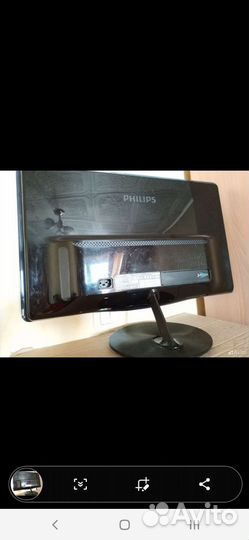 Монитор Philips 22
