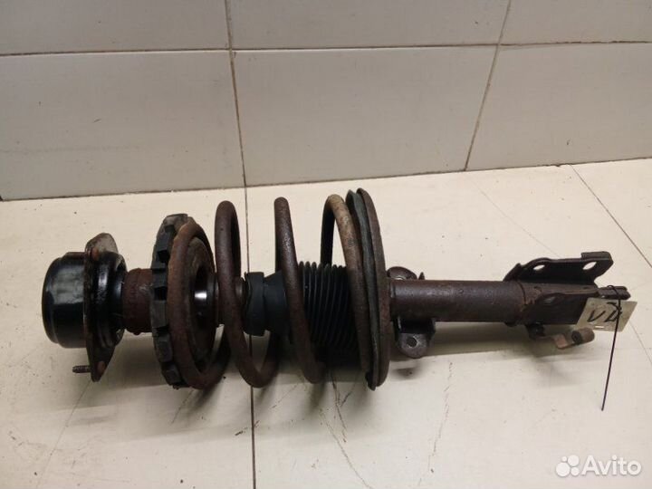 Амортизатор стойка передний левый Chrysler Voyager