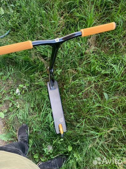 Трюковой самокат district c253