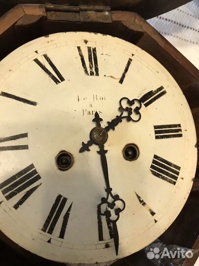 Антикварные настенные часы с боем. Le Roi a Paris