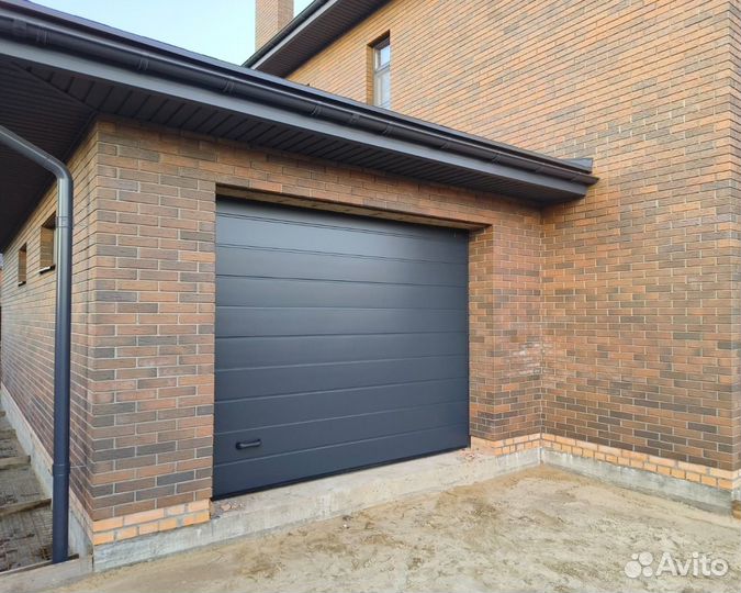 Гаражные ворота подъемные