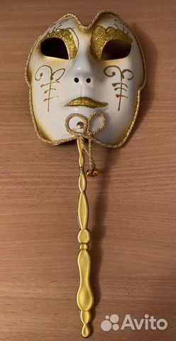 Маскарадная маска новая
