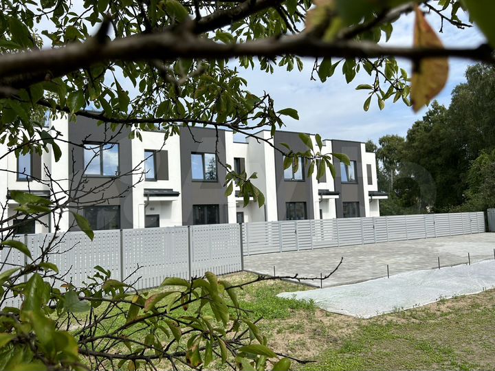 Таунхаус 120 м² на участке 2,5 сот.