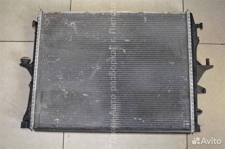 Радиатор охлаждения 4.2 л Touareg Cayenne Audi Q7