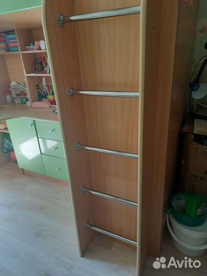 Кровать чердак