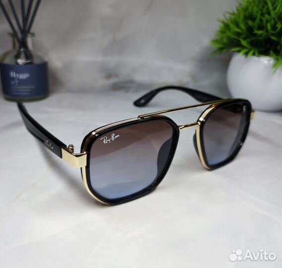 Солнцезащитные очки Ray Ban (хит сезона)
