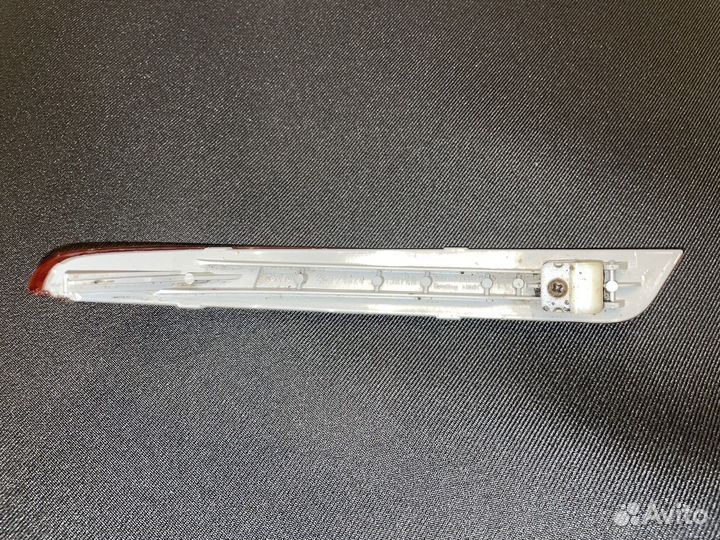 Катафот правый Nissan Almera g15