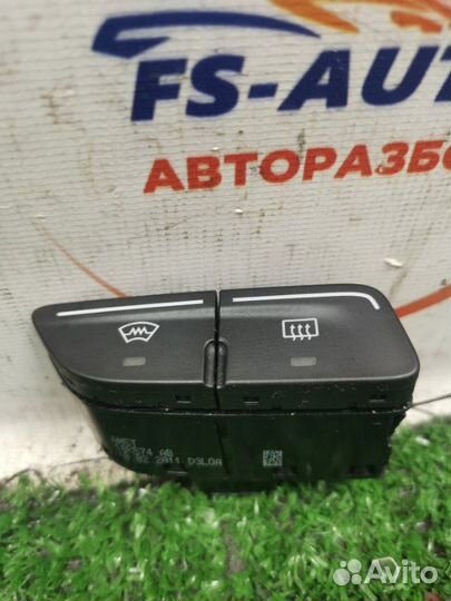 Кнопка обогрева заднего стекла Ford Focus 3