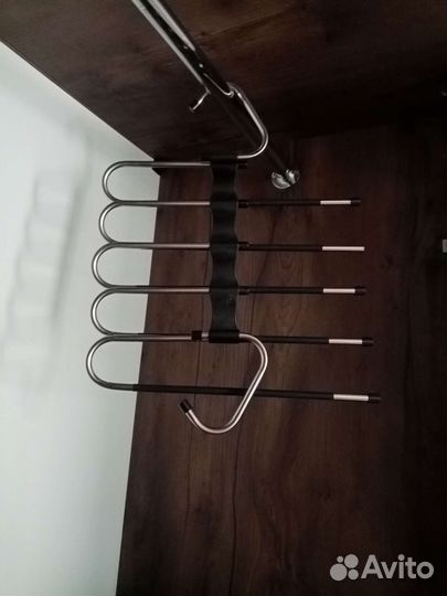 Вешалка для брюк новая