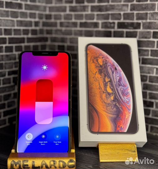 iPhone Xs, 64 ГБ