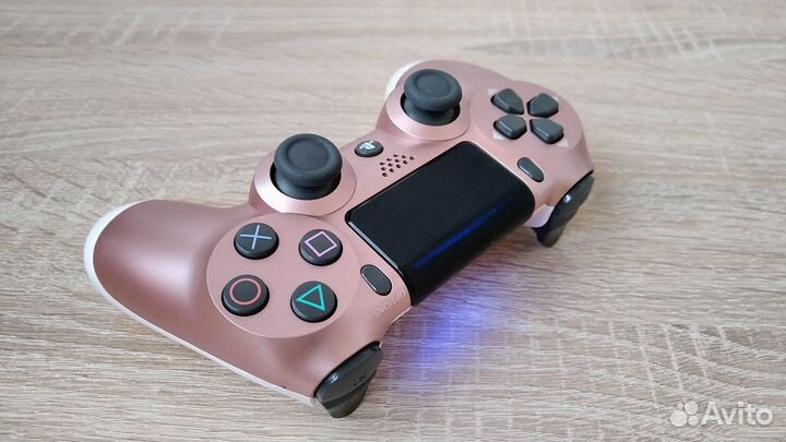 Original Dualshock4 v2, Rose Gold