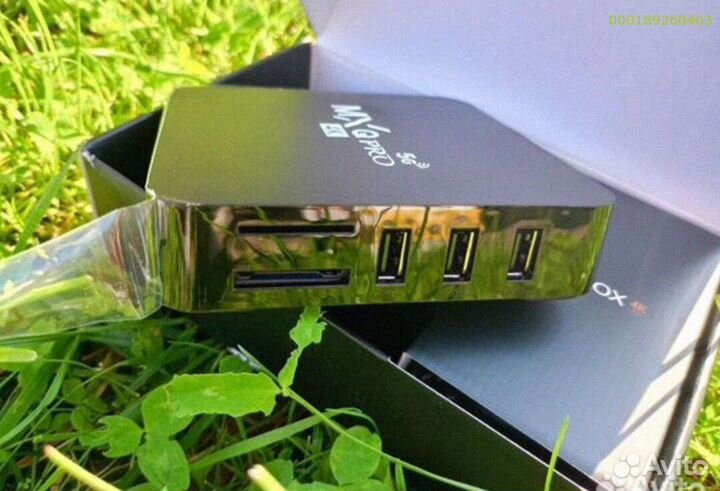 Умная приставка 8+128 с доступом к 1000 каналам