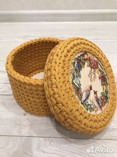 Корзина вязаная