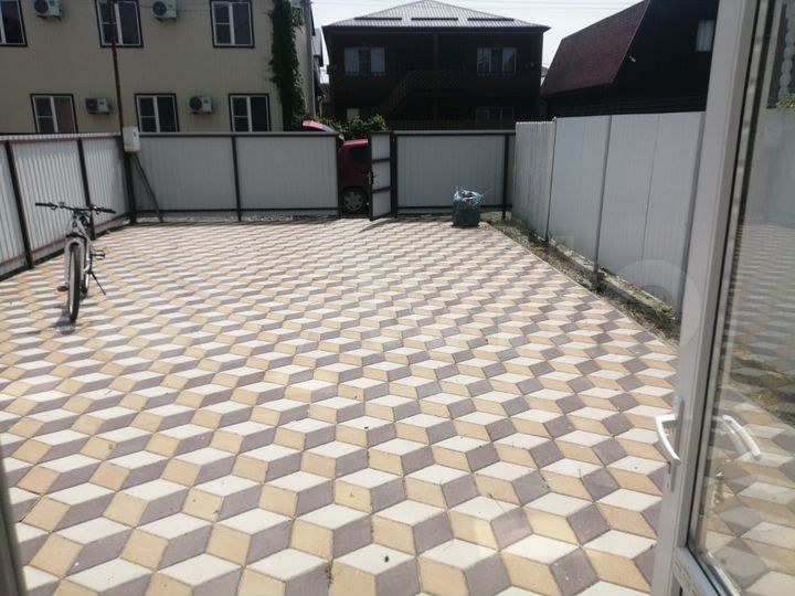 Дом 52 м² на участке 2,2 сот.