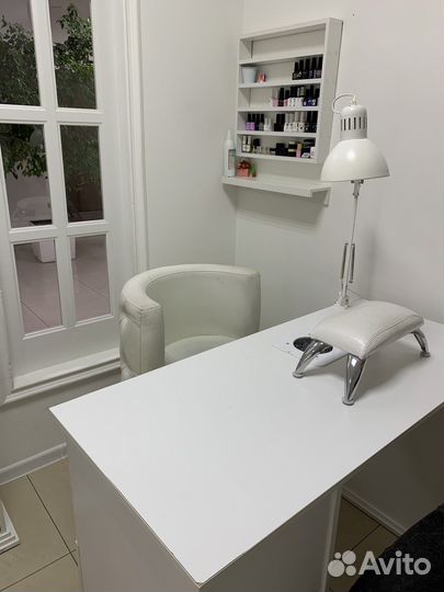 Аренда места мастера маникюра и педикюра