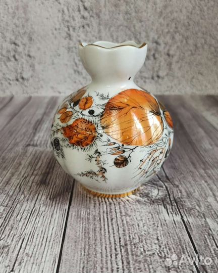 Вазы подбукетники лфз