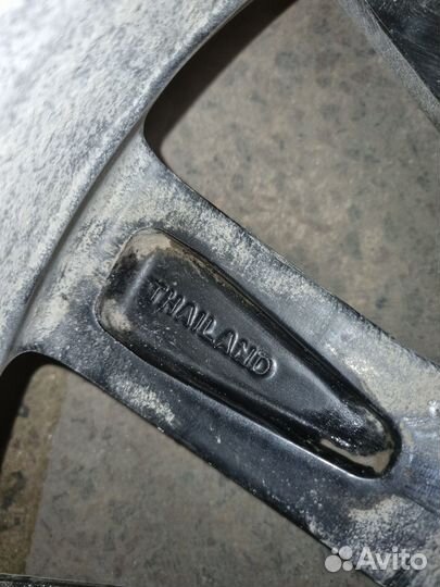 Оригинальные колеса зима 265/60R18 Pajero Sport