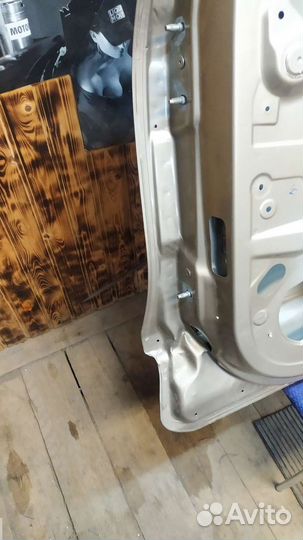 Дверь Рено Сценик 4