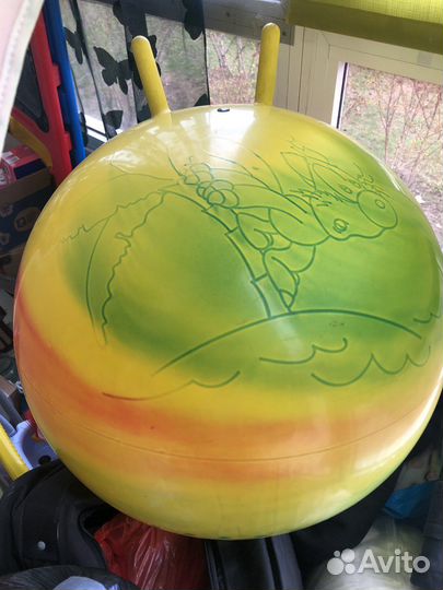 Гимнастический мяч