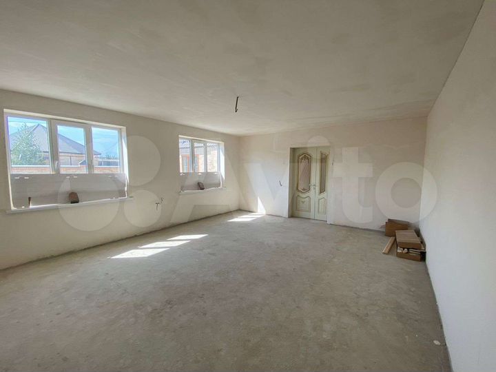 Дом 250 м² на участке 10 сот.