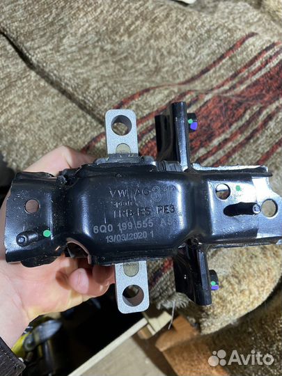 Подушки двигателя поло