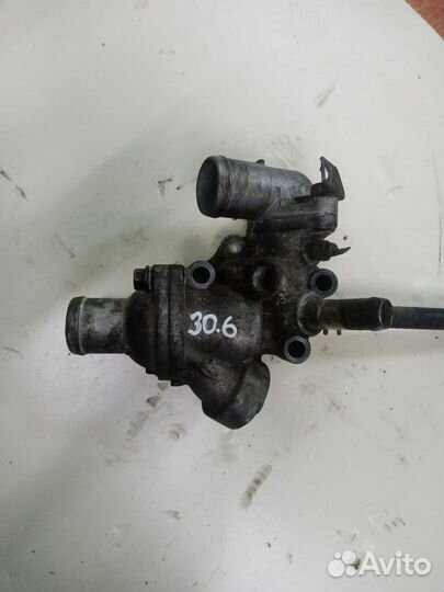 Корпус термостата Mitsubishi Grandis 2.4 4G64