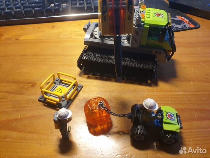 Lego City 60122 Вездеход исследователей вулканов