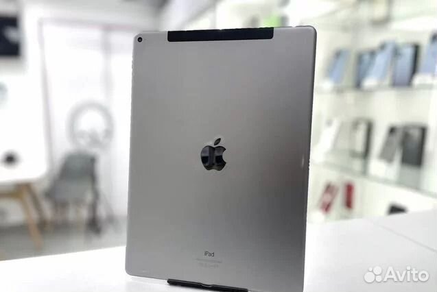 iPad Pro 12,9 128 gb Silver +Cellular. Новый