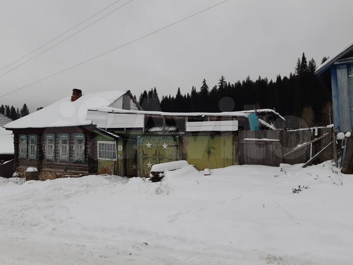 Дом 45,5 м² на участке 6 га