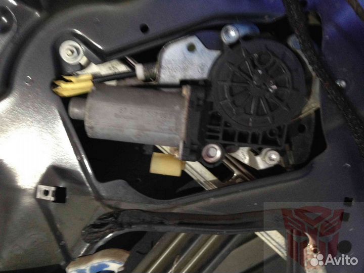 Моторчик стеклоподъемника BMW 3-Series E46