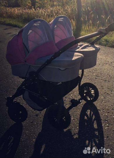 Коляска для двойни