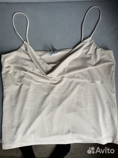 Топ на брительках befree