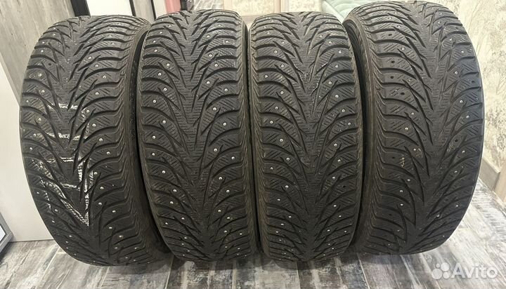 Yokohama Ice Guard Stud IG55 215/55 R17