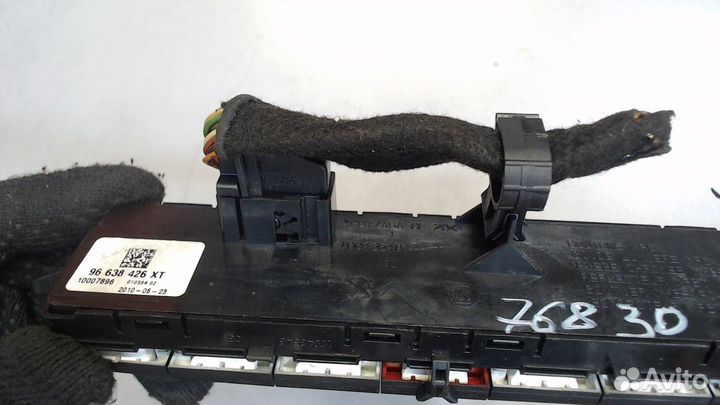 Кнопка аварийки Peugeot 5008, 2010