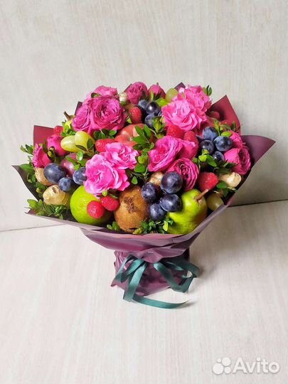 Букет из фруктов подарок цветы доставка
